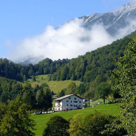 Rifugio Monte Baldo Hotel Avio Exterior photo